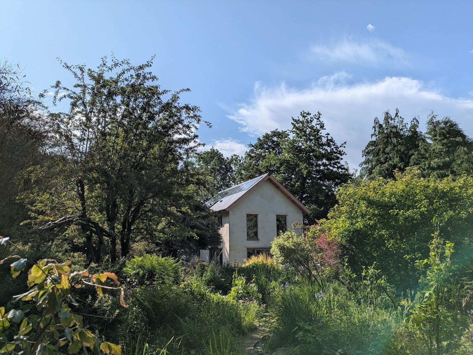 Main view of the project through the fields.